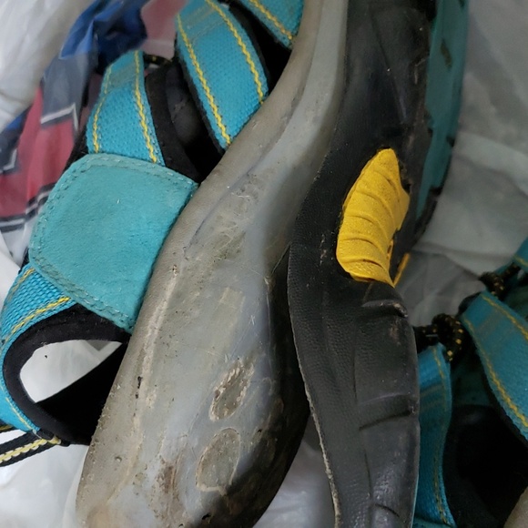 Keen Waterproof Sandals - Picture 3 of 7